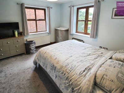Picture 4